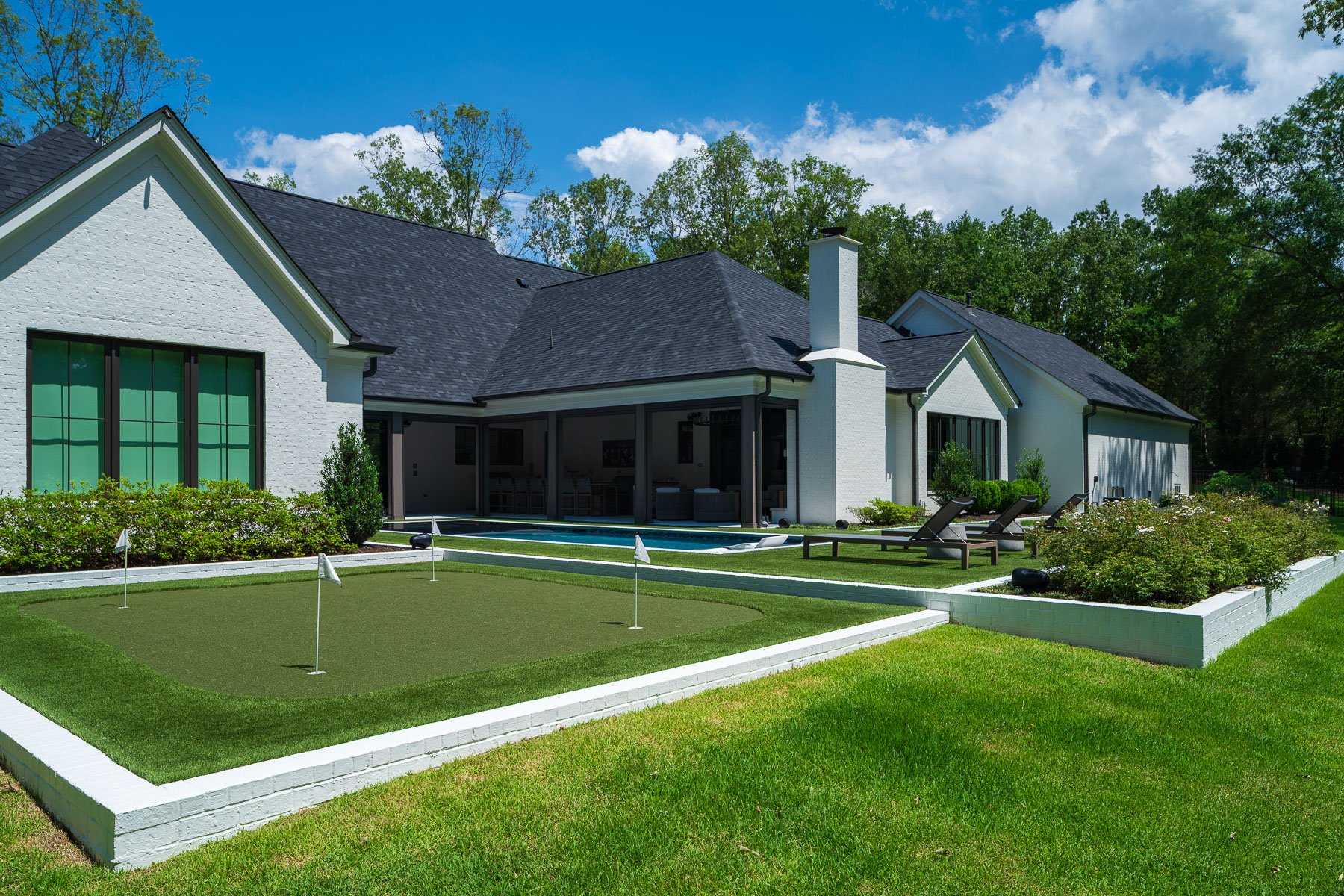 landscape puting green brick planting bed home pool artificial synthetic turf