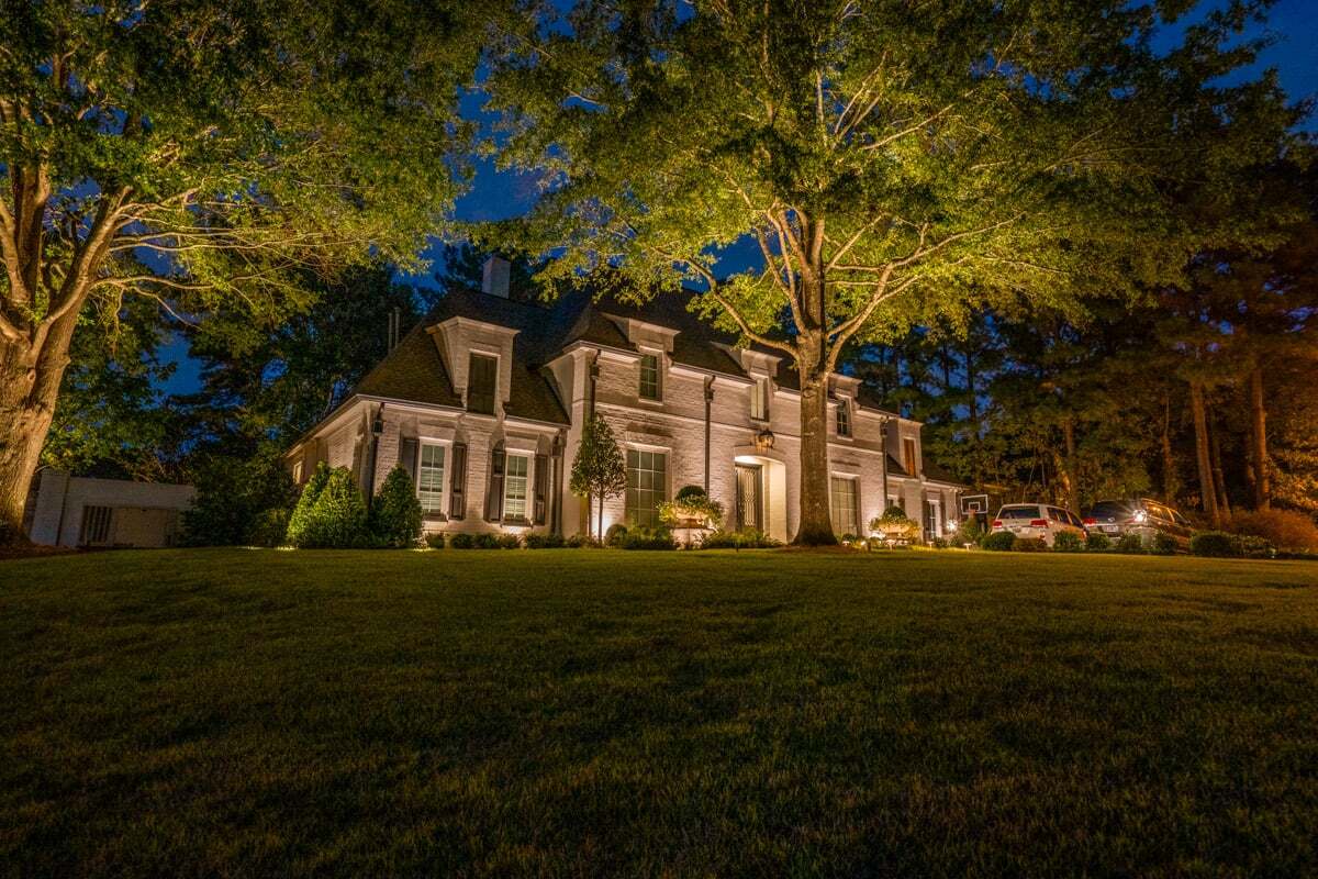 Outdoor lighting front of house large tree lighting 