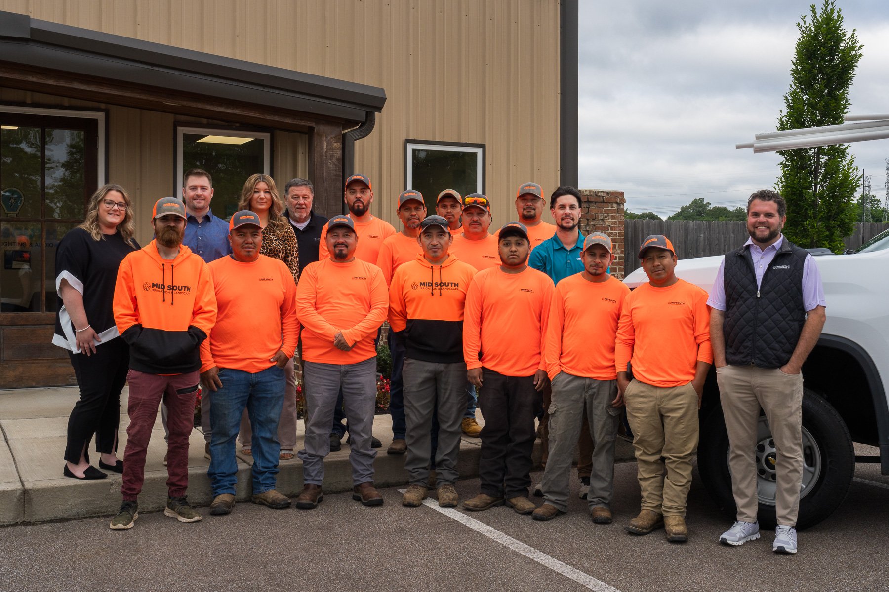 mid south team photo employees 3