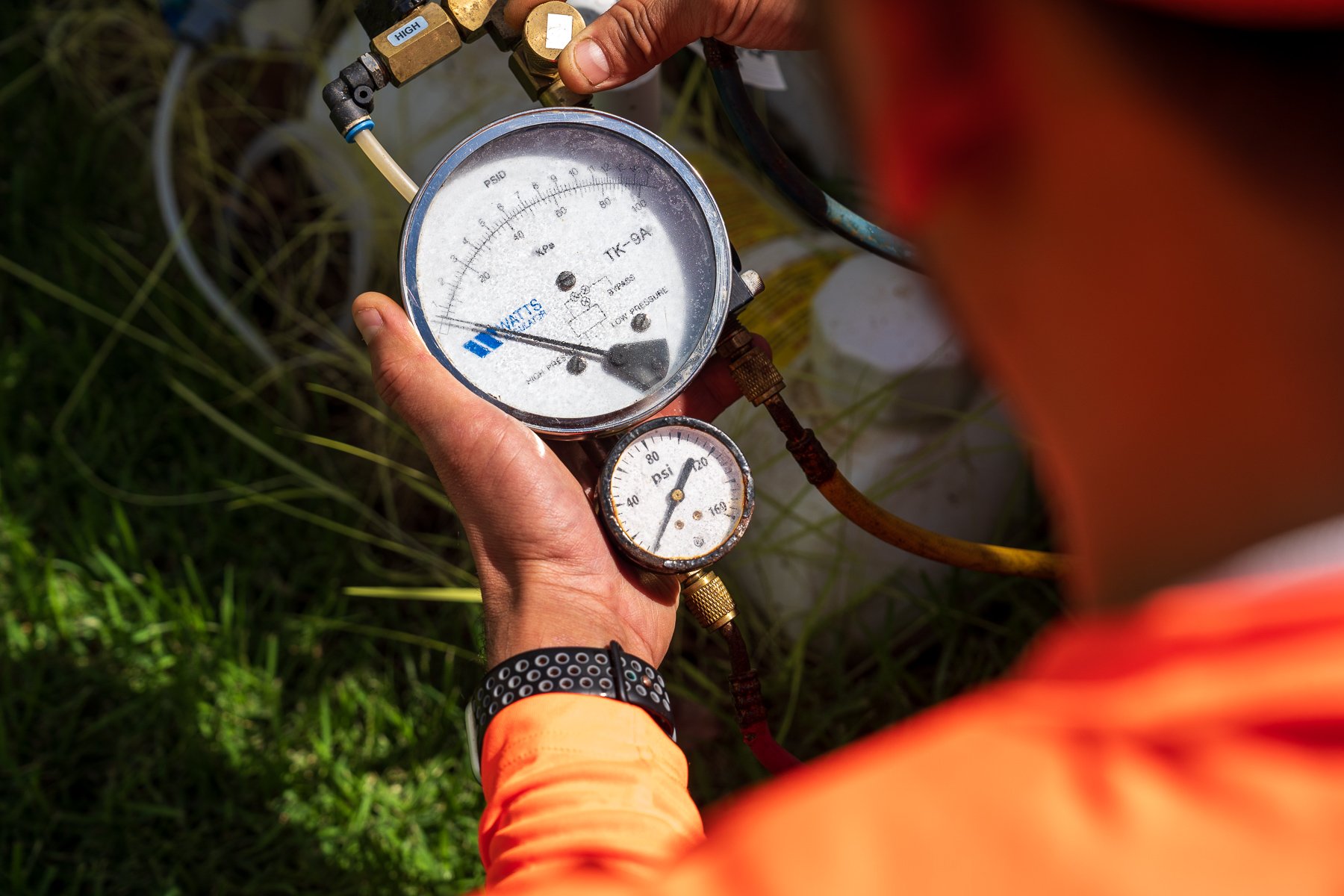 pool technician equipment testing pressure 3